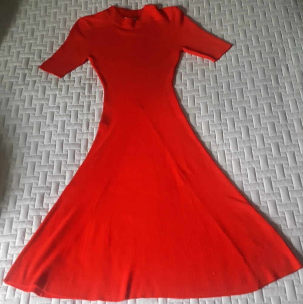 Ribbed Red Dress